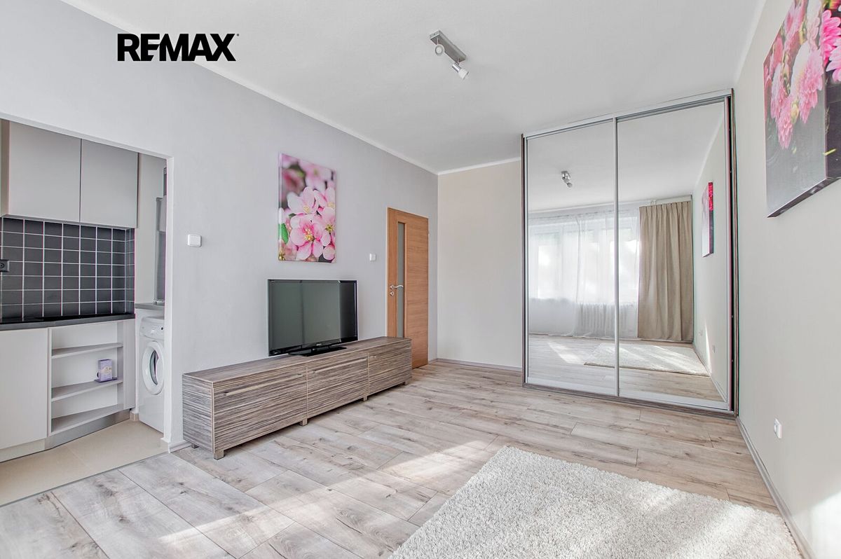 Pronájem bytu 1+kk 26 m²