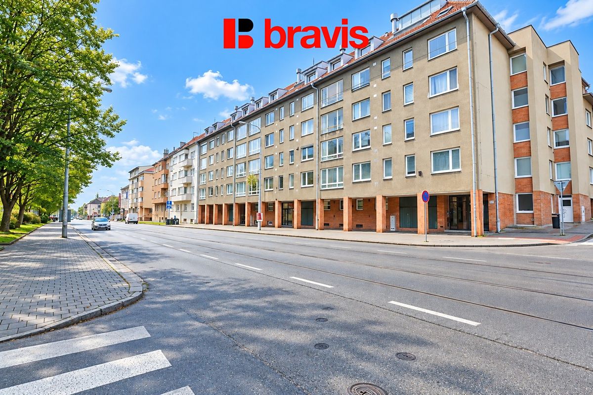Pronájem bytu 2+1 63 m² – fotografie 3