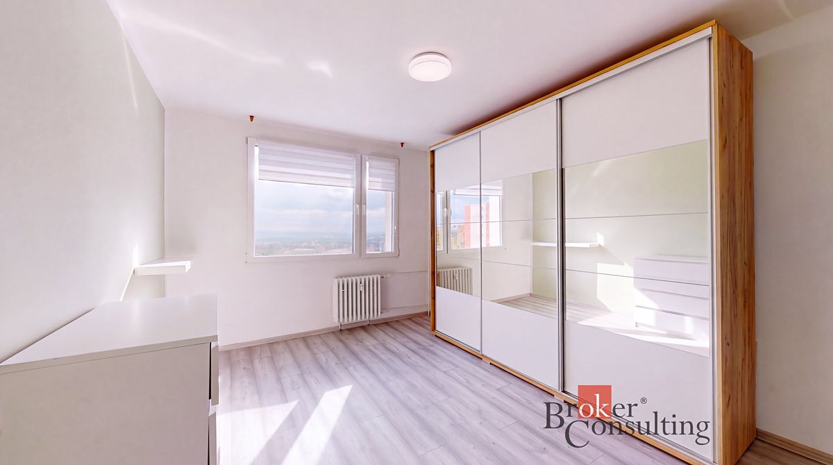 Pronájem bytu 3+1 78 m² – fotografie 2