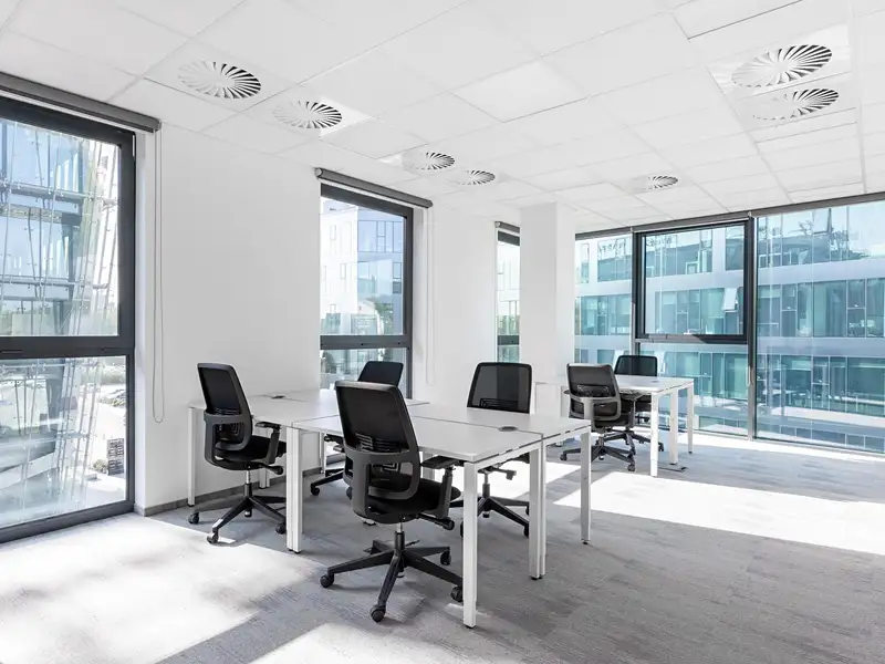 Pronájem kanceláře 25 m², Praha – náhled fotky 1