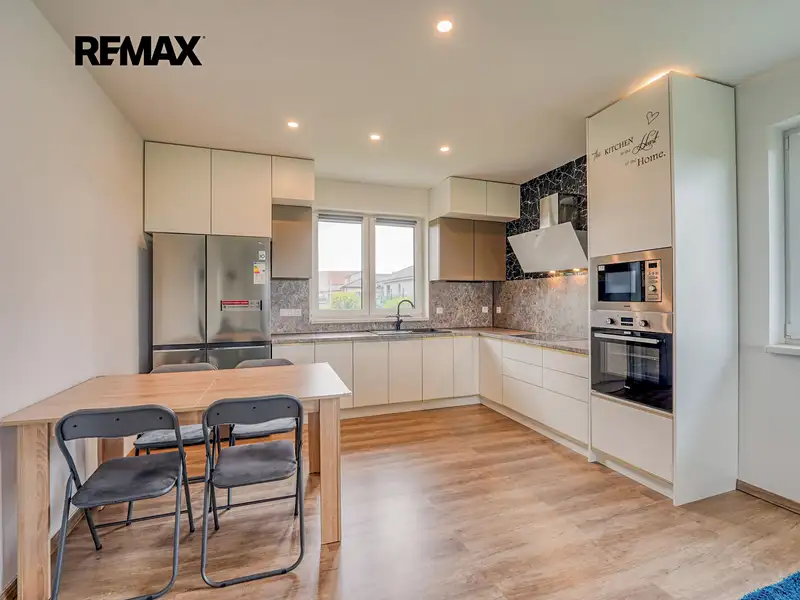 Prodej rodinného domu 87 m², pozemek 905 m², Úherce – náhled fotky 3