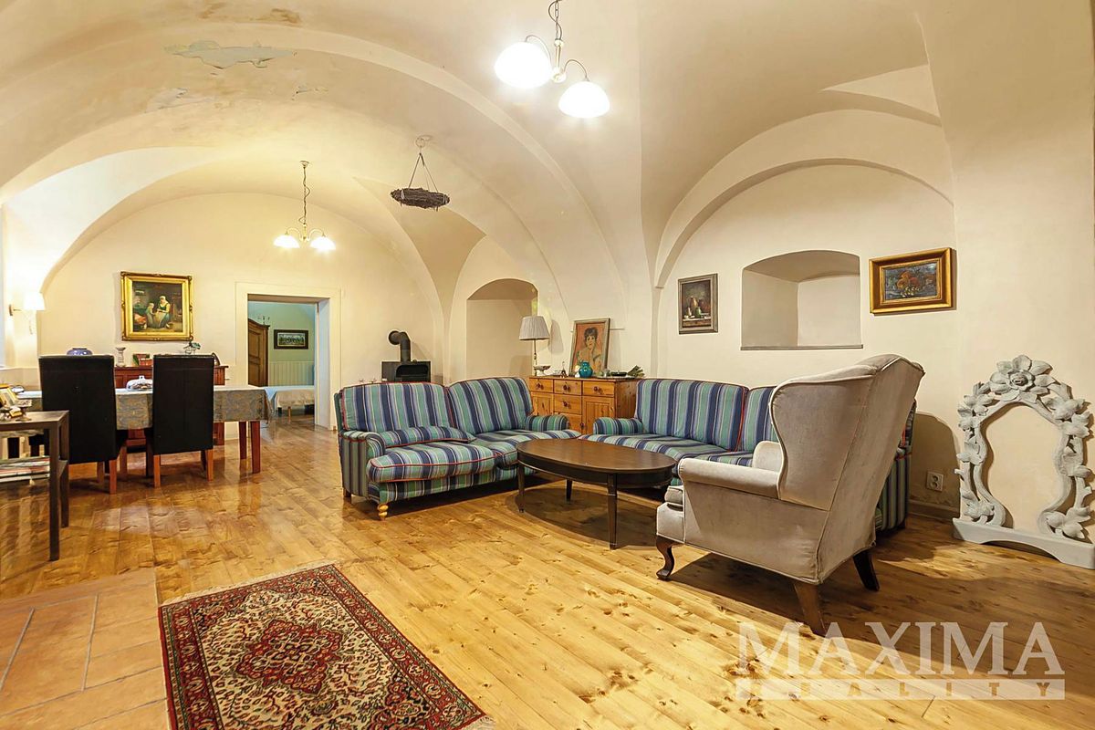 Prodej památky 765 m², pozemek 1823 m² – fotografie 3