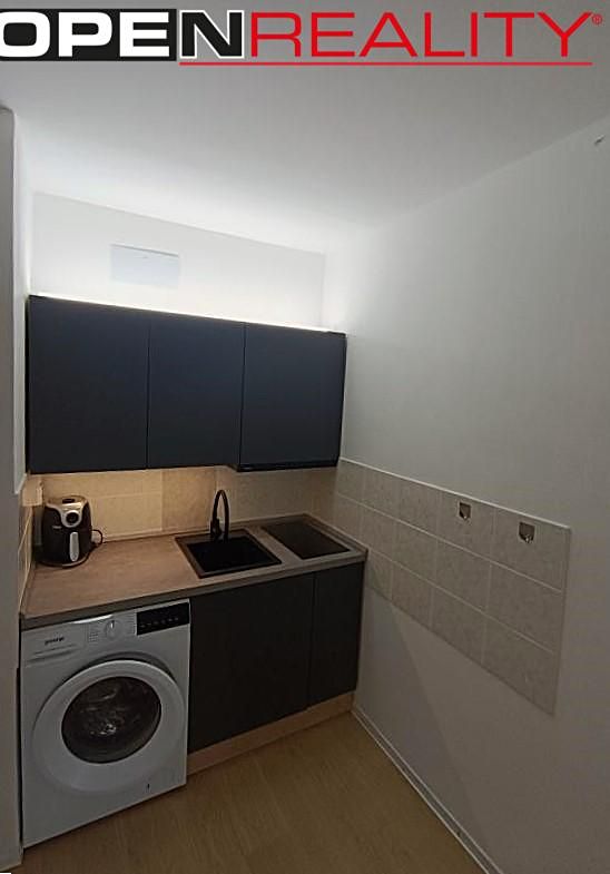 Pronájem bytu 2+kk 35 m² – fotografie 2