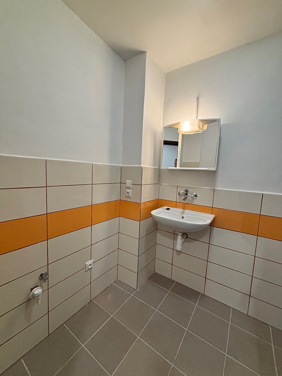 Pronájem bytu 1+kk 31 m² – fotografie 4