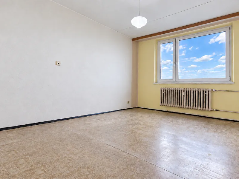 prodej bytu před rekonstrukcí 1+kk, s krásným výhledem, Brno