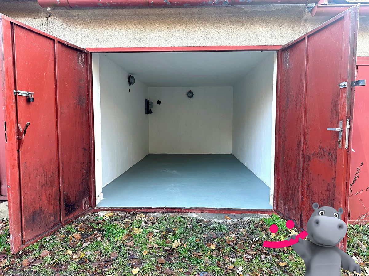 Pronájem garáže 18 m²
