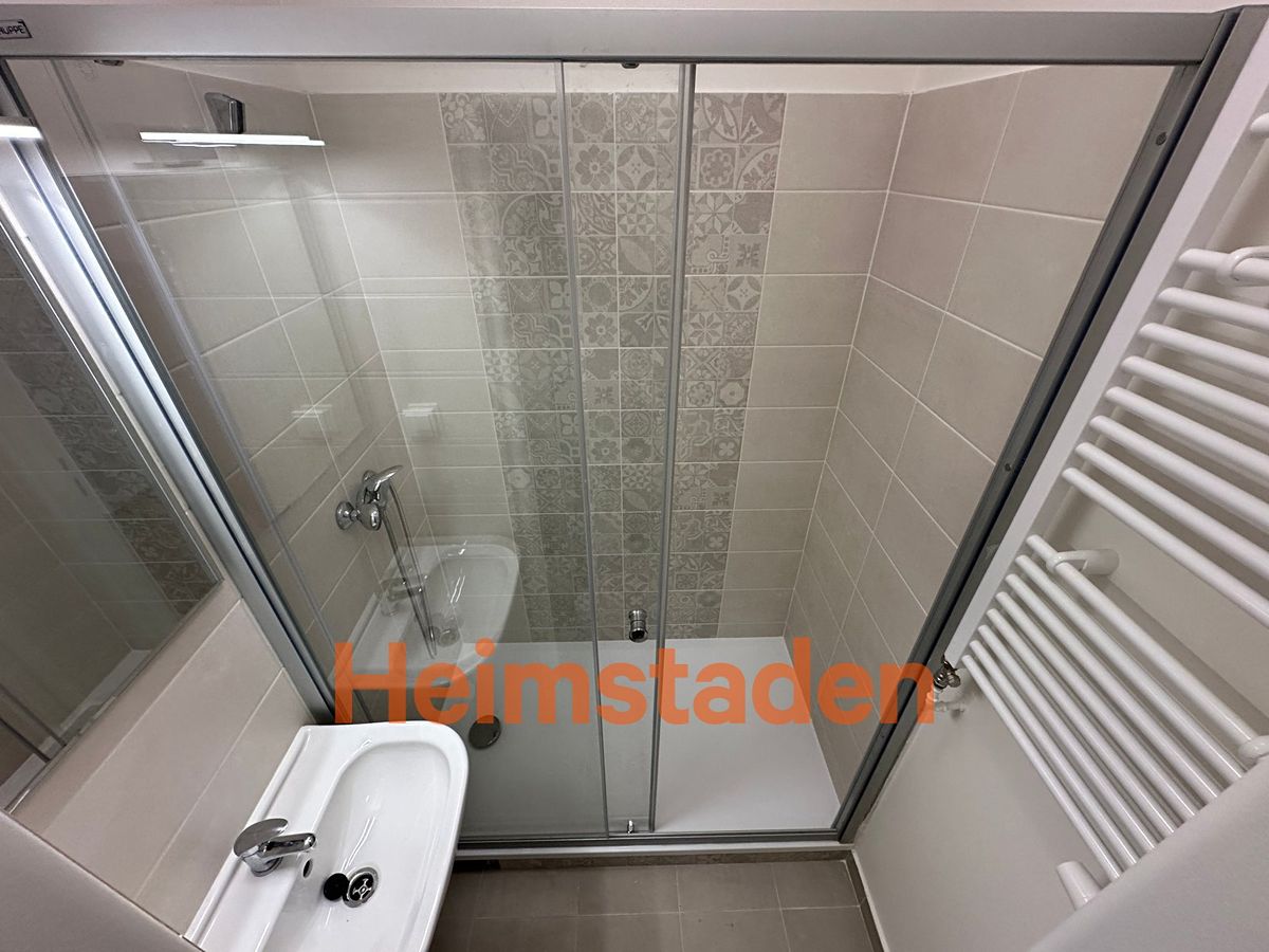 Pronájem bytu 3+kk 97 m² – fotografie 4