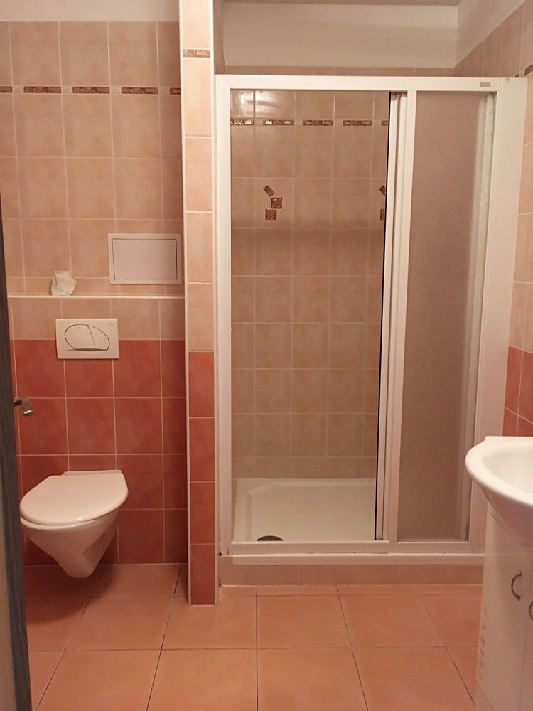Pronájem bytu 1+kk 38 m² – fotografie 2