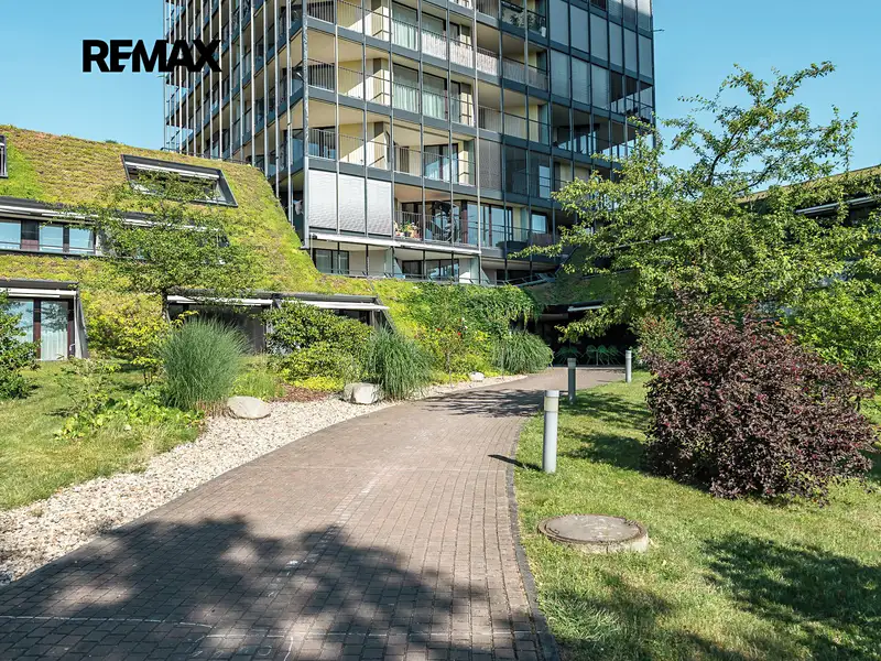 Prodej skladového prostoru 30 m², Praha – náhled fotky 1