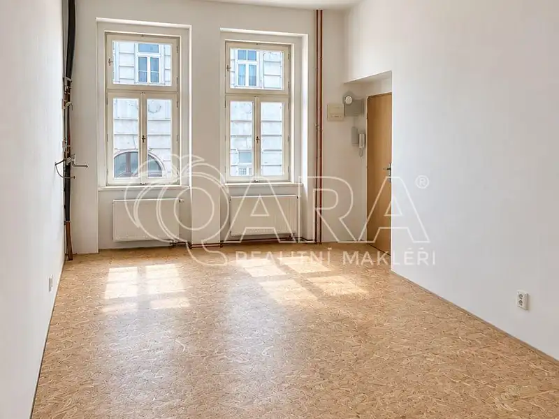 Prodej bytu 1+kk 22 m², Praha – náhled fotky 1