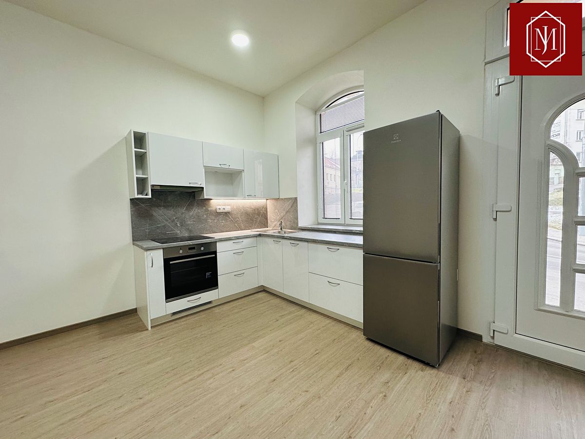 Pronájem bytu 1+kk 34 m² – fotografie 2