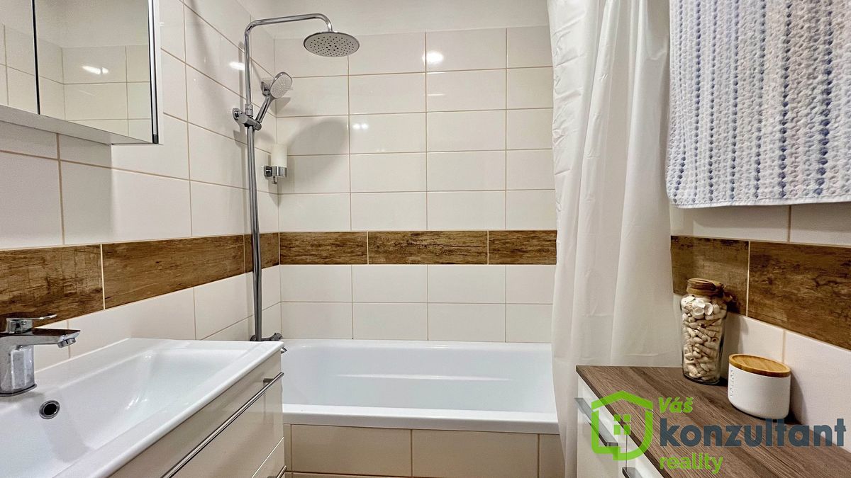 Pronájem bytu 2+1 57 m² – fotografie 2