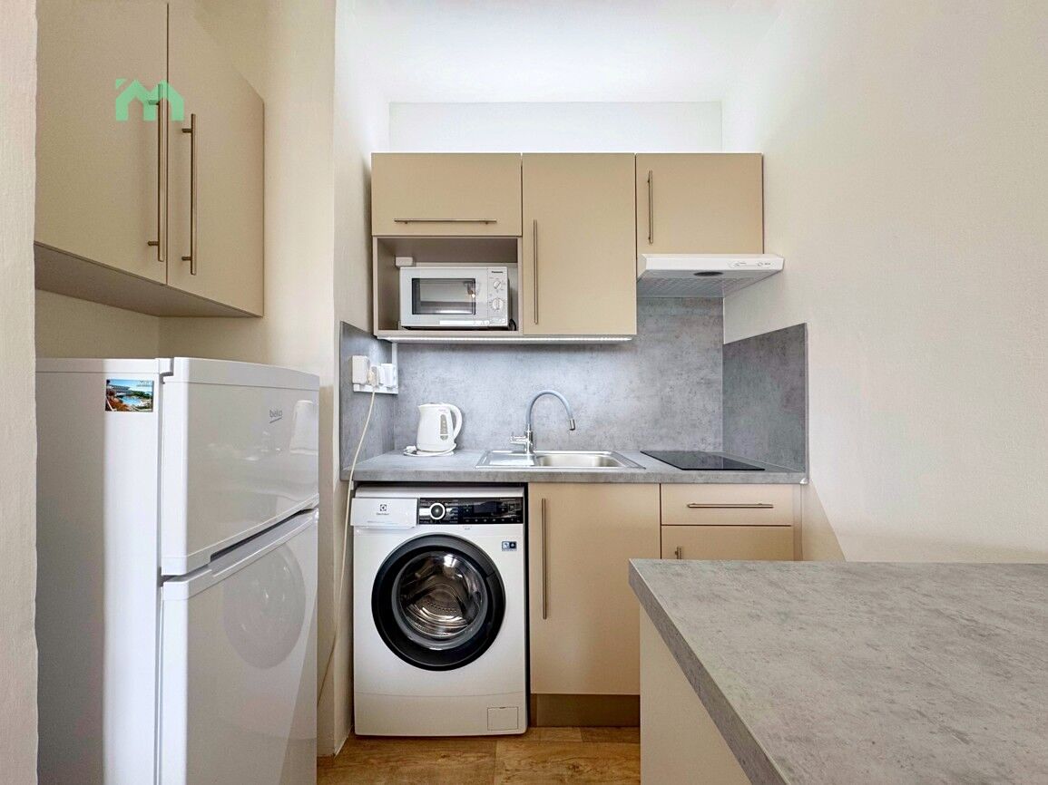 Pronájem bytu 2+kk 36 m² – fotografie 4