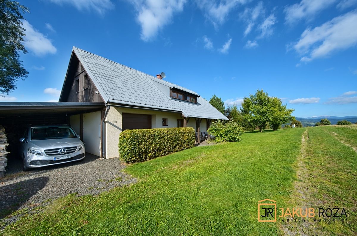 Prodej rodinného domu 150 m², pozemek 800 m²