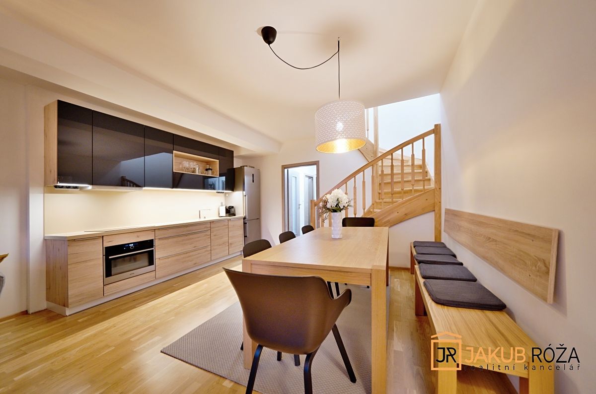 Prodej bytu 3+kk 89 m², Černý Důl – fotka 1 z 3