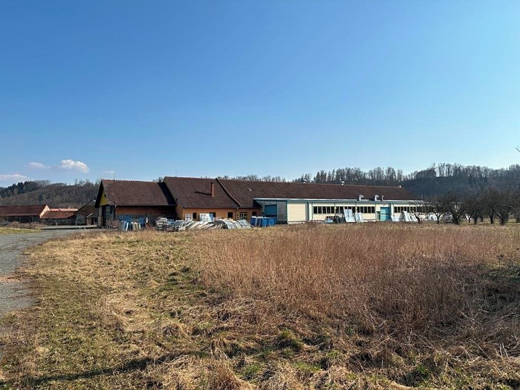 Комерційне приміщення на продаж, 2 492 м² (47 з 51)