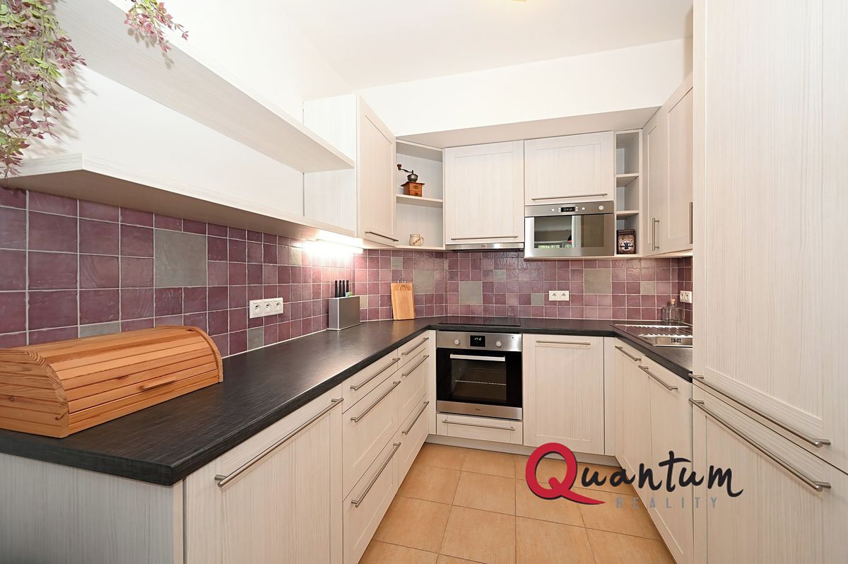 Pronájem bytu 2+kk 57 m² – fotografie 2