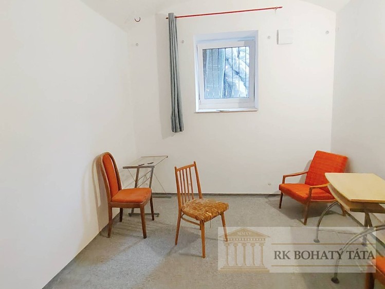Pronájem komerčního prostoru, 75 m² (4 z 6)