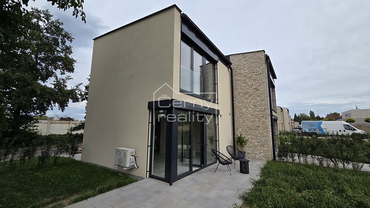 Prodej rodinného domu 55 m², pozemek 239 m²
