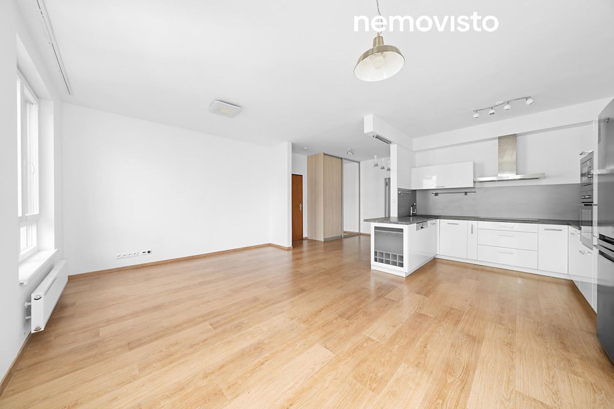 Pronájem bytu 4+kk 113 m² – fotografie 3