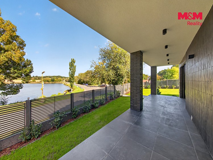 Prodej domu, 249 m² (10 z 30)