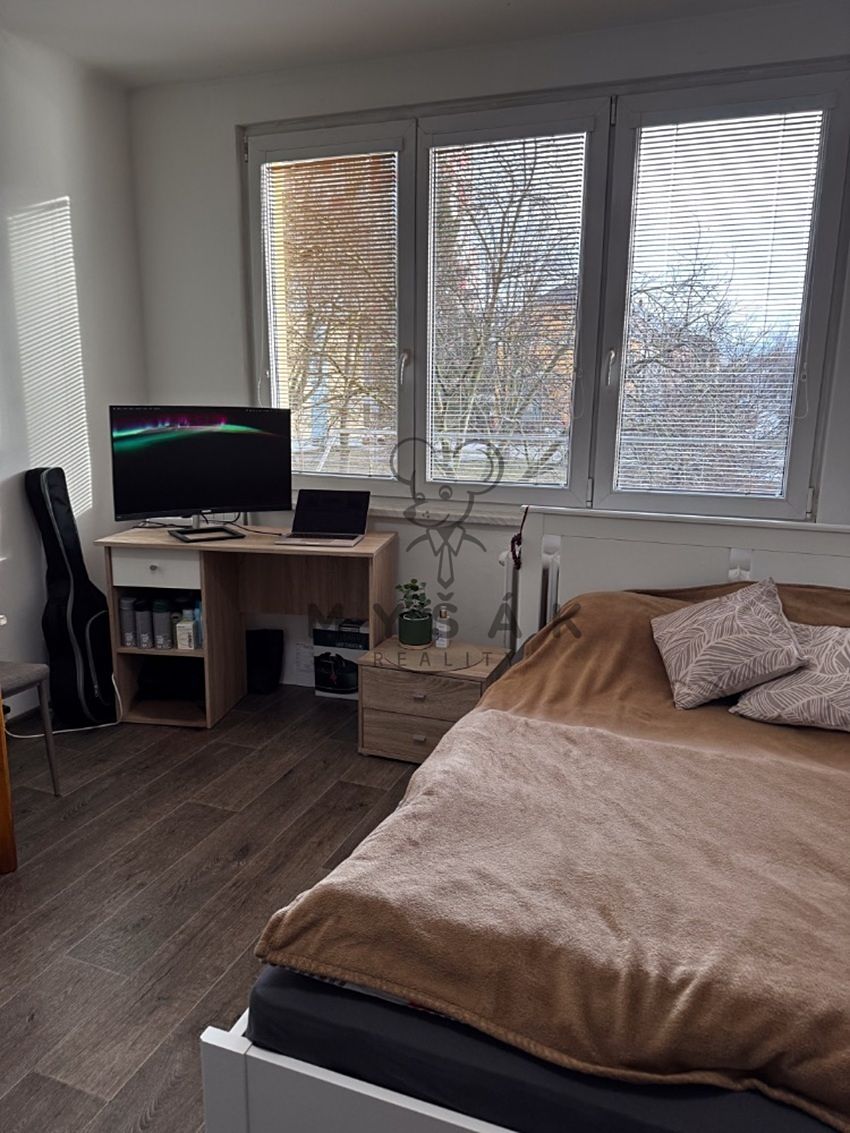 Pronájem bytu 1+kk 21 m² – fotografie 3