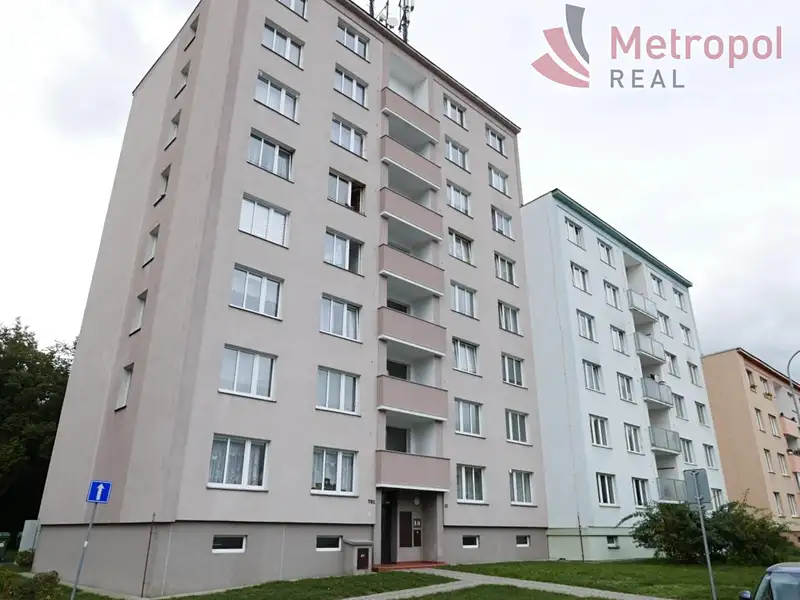 Prodej bytu 1+kk 19 m², Karlovy Vary – náhled fotky 1