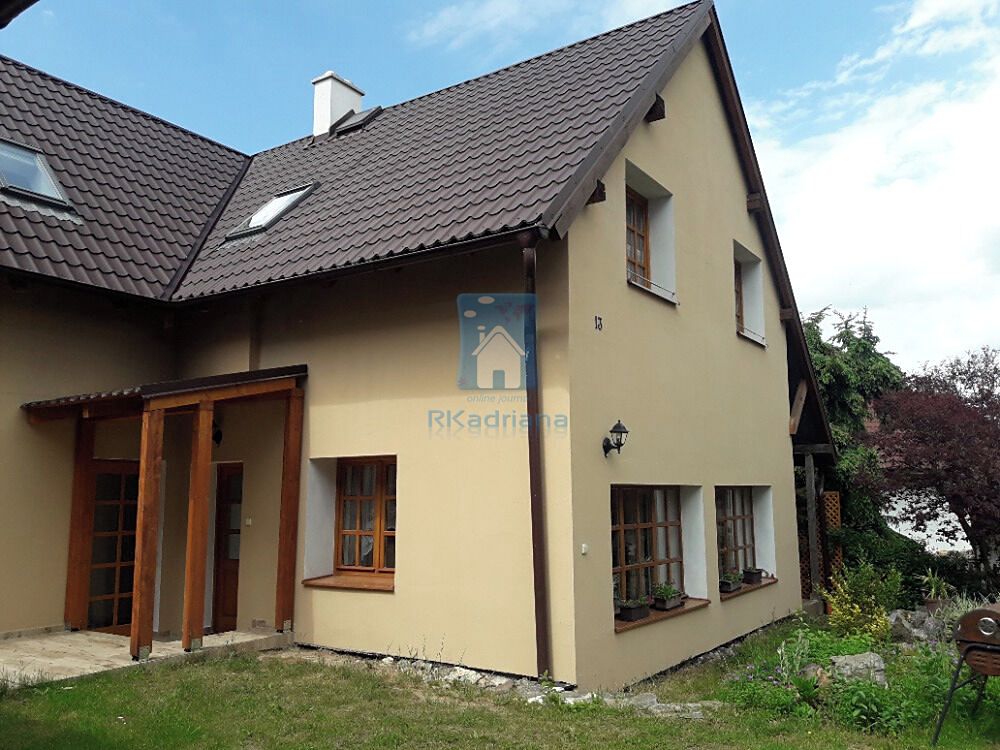 Pronájem rodinného domu 147 m², pozemek 902 m² – fotografie 3