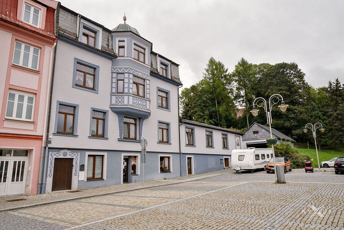 Prodej vícegeneračního domu 932 m², pozemek 1353 m²