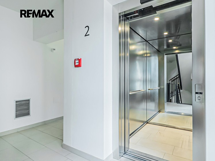 Квартира 4+kk на продаж, 105 м² (27 з 36)