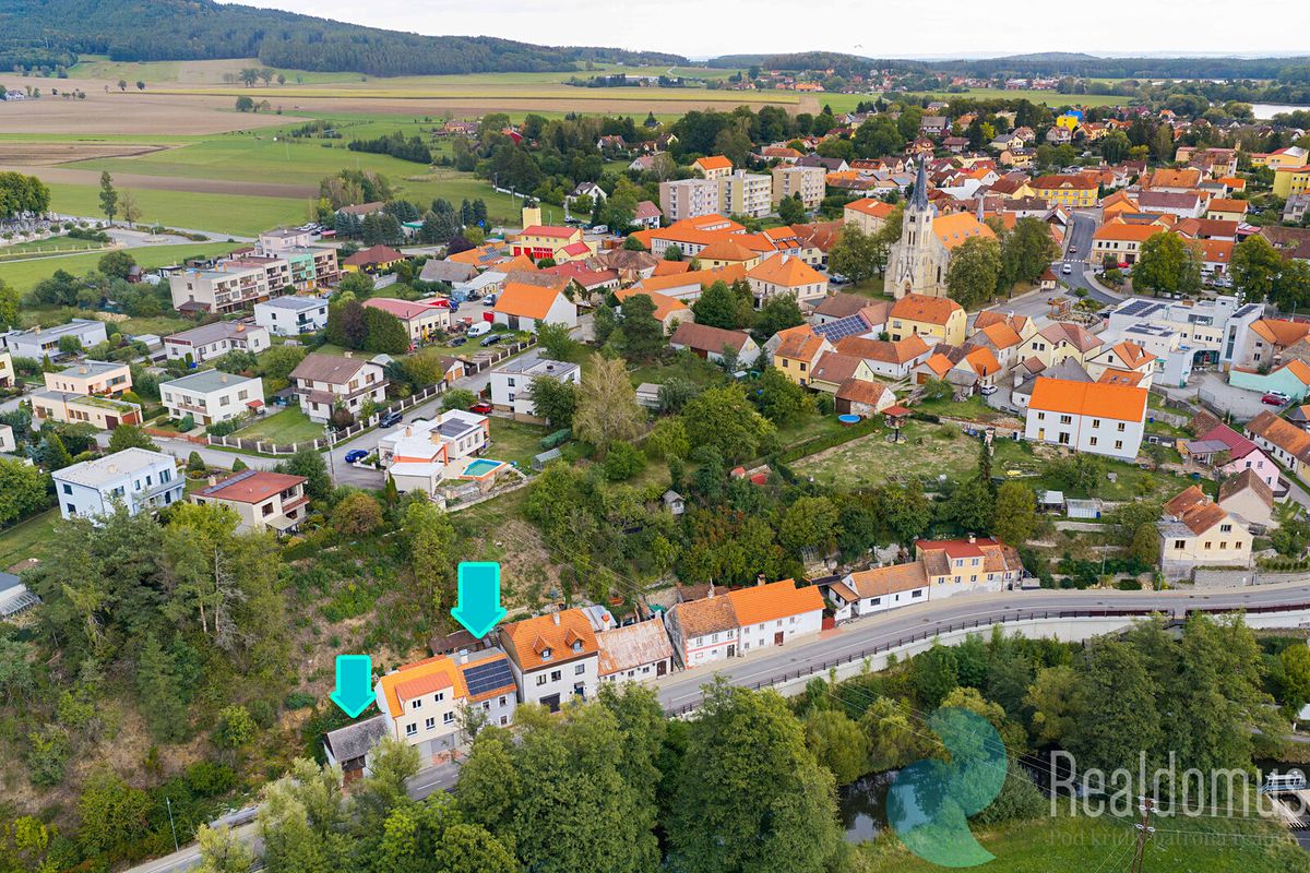 Prodej rodinného domu 80 m², pozemek 83 m² – fotografie 2