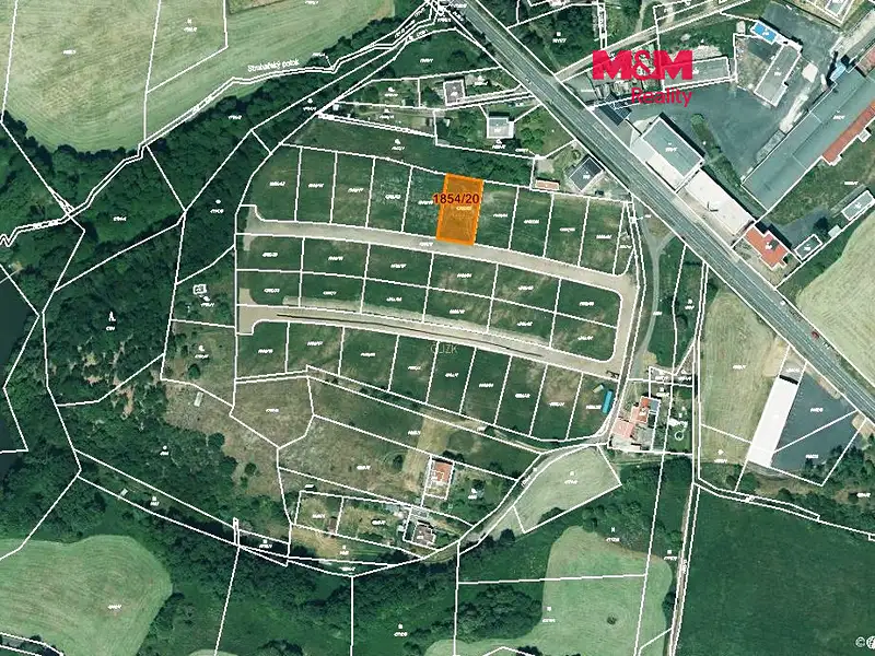 Prodej stavebního pozemku 1048 m², Lubenec – náhled fotky 1