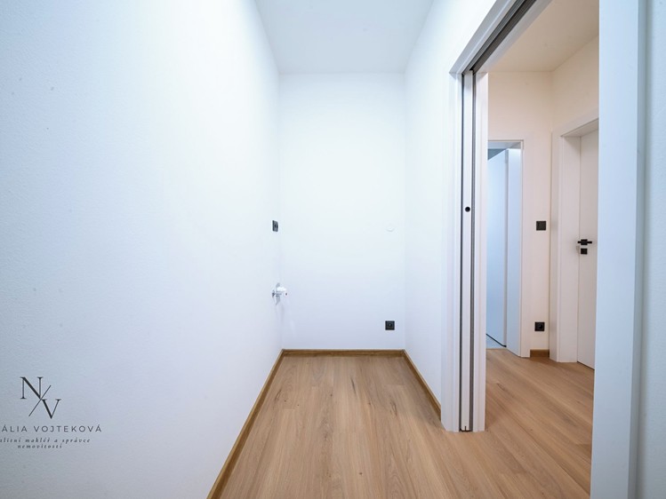 Квартира 1+kk на продаж, 40 м² (13 з 20)