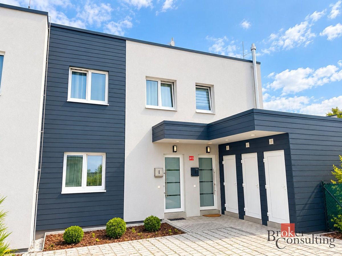 Pronájem bytu 3+kk 74 m²