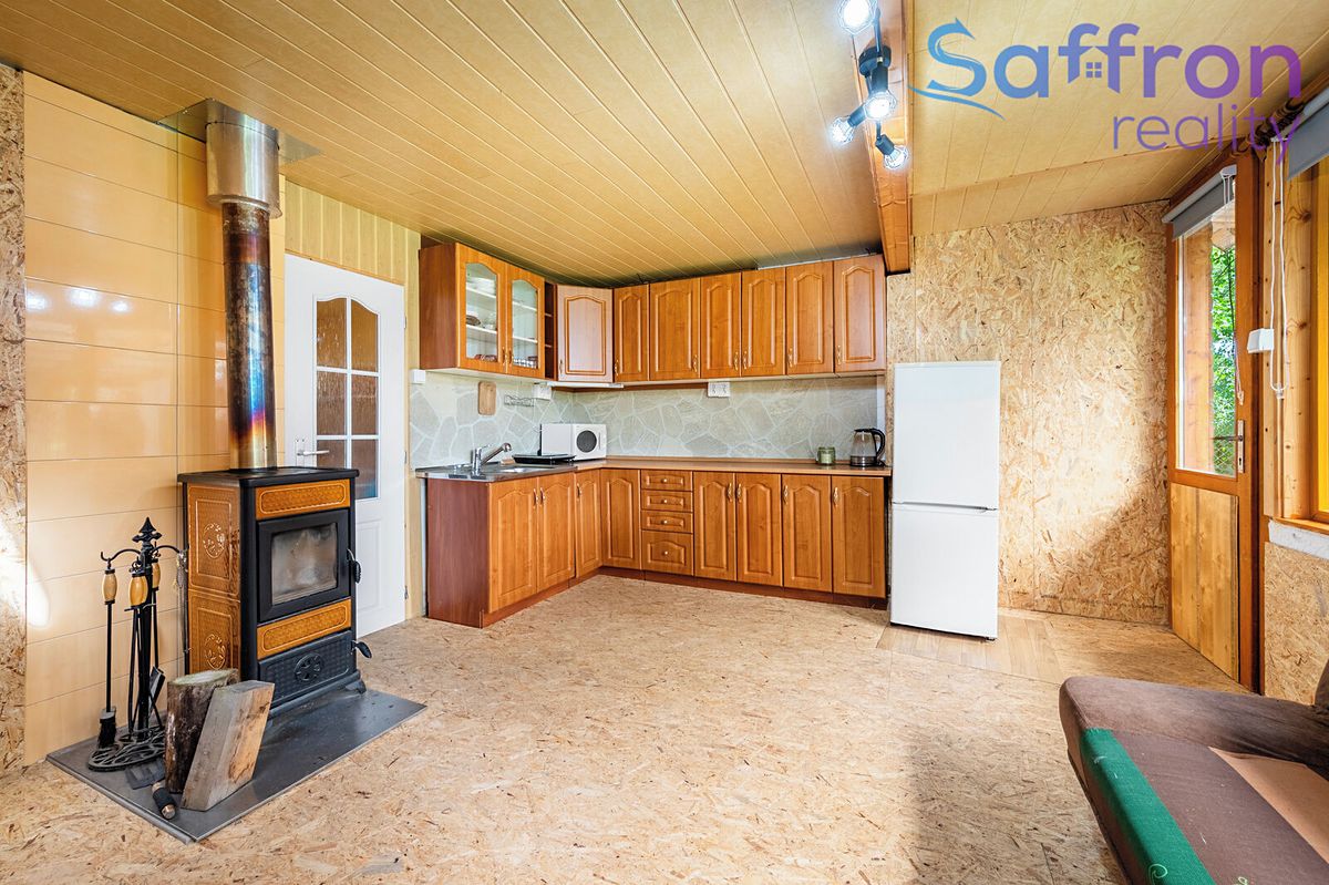 Prodej chaty 43 m², pozemek 498 m² – fotografie 2