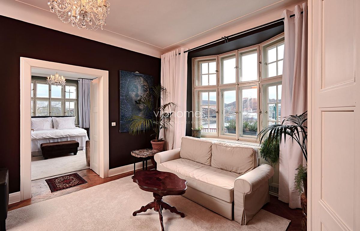 Pronájem bytu 4+1 183 m² – fotografie 4