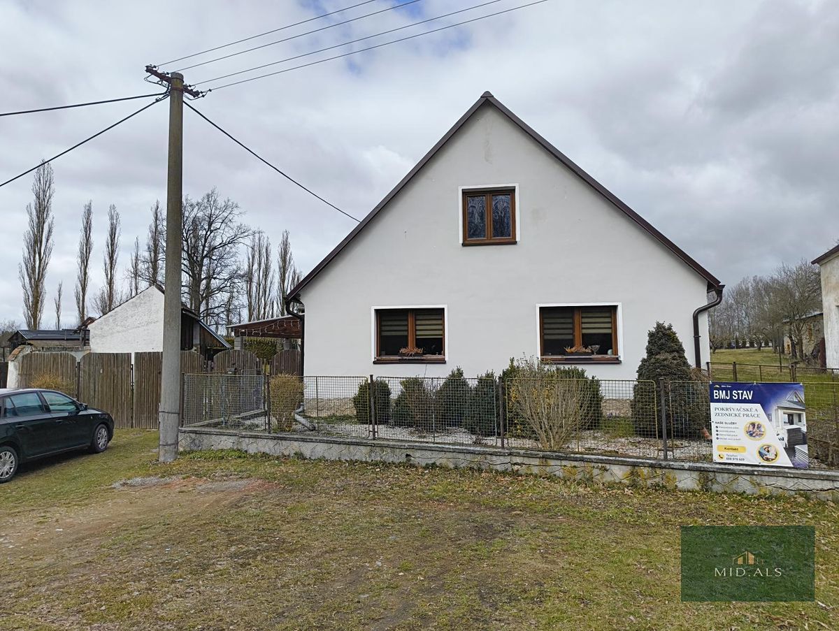 Pronájem rodinného domu 200 m², pozemek 1301 m² – fotografie 3