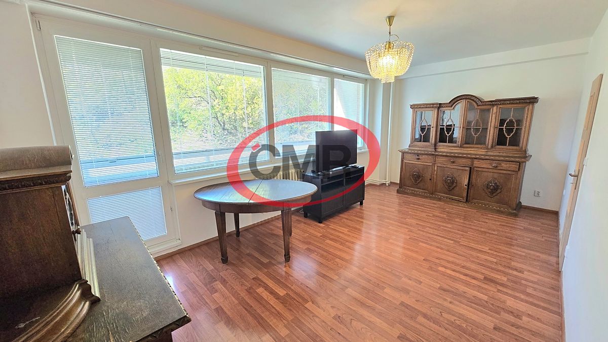 Pronájem bytu 2+1 62 m² – fotografie 3