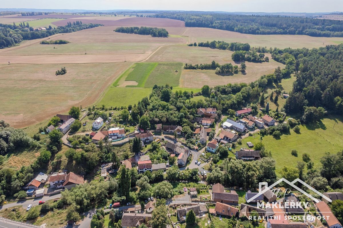 Prodej rodinného domu 70 m², pozemek 2734 m² – fotografie 2
