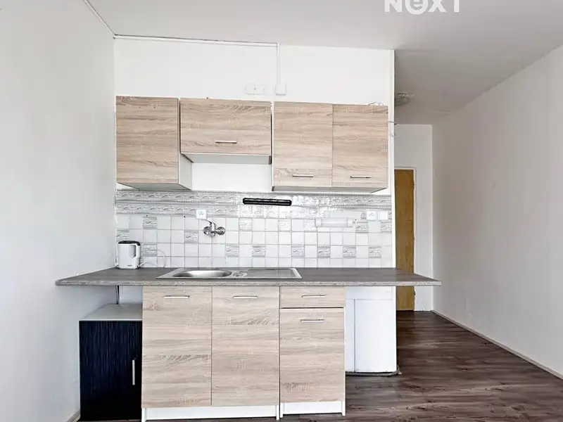 Pronájem bytu 1+kk 20 m², Chodov – náhled fotky 2