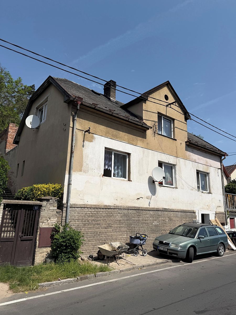 Prodej rodinného domu 140 m², pozemek 141 m²