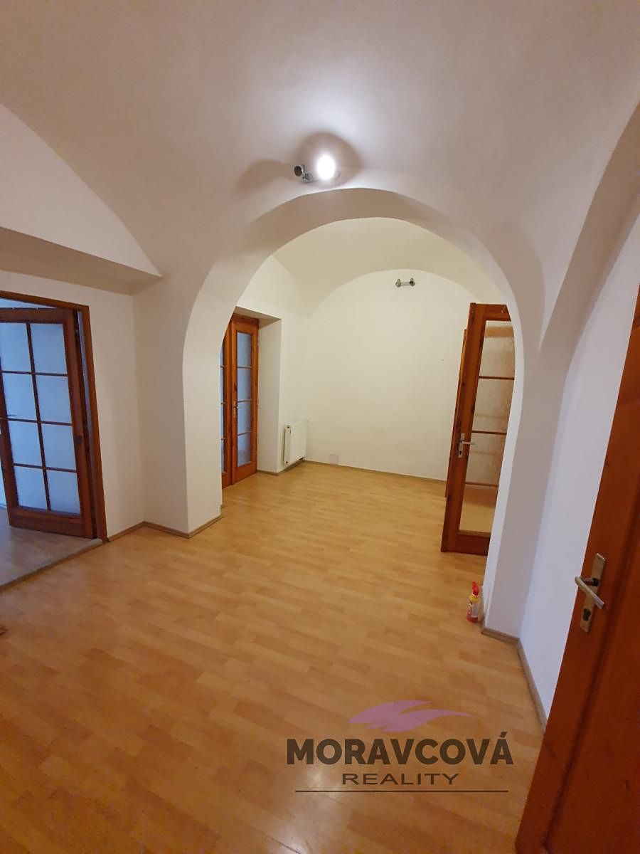 Pronájem bytu 3+kk 74 m² – fotografie 4
