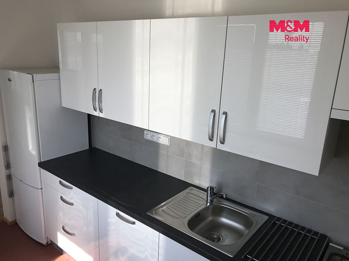 Pronájem bytu 2+1 56 m² – fotografie 2