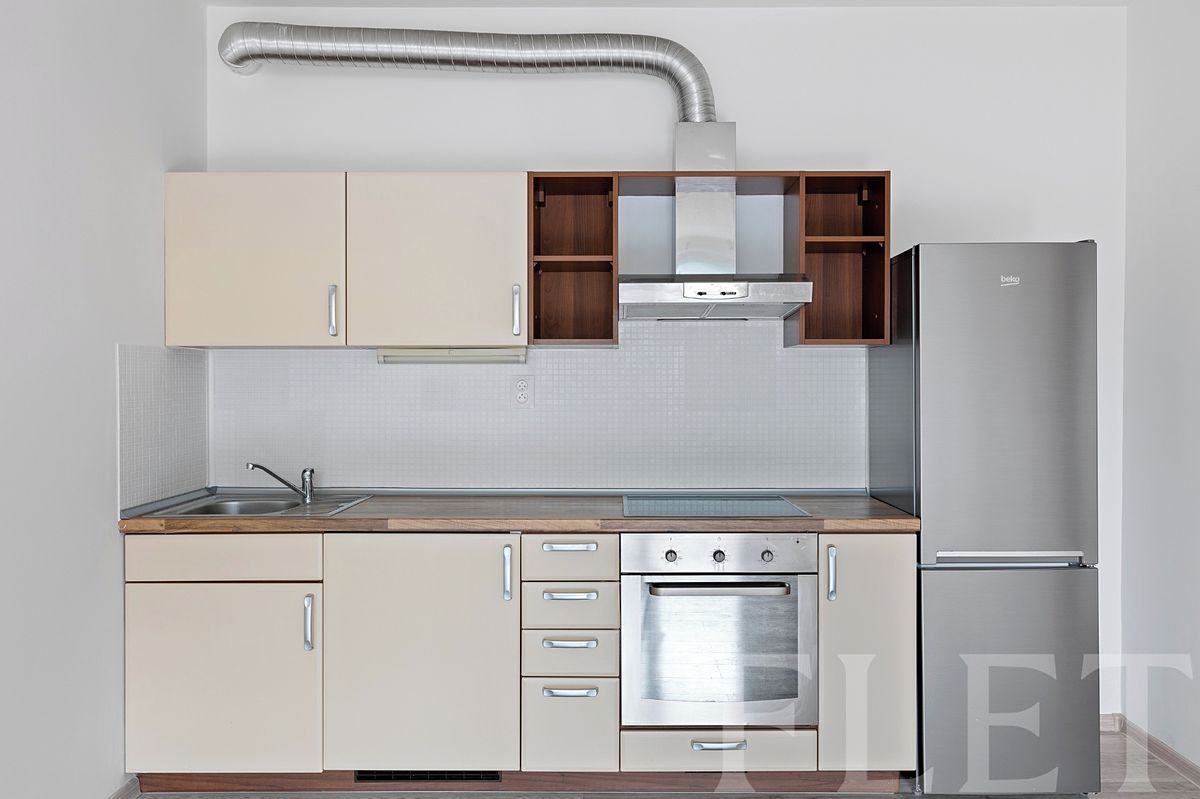Pronájem bytu 2+kk 48 m² – fotografie 3