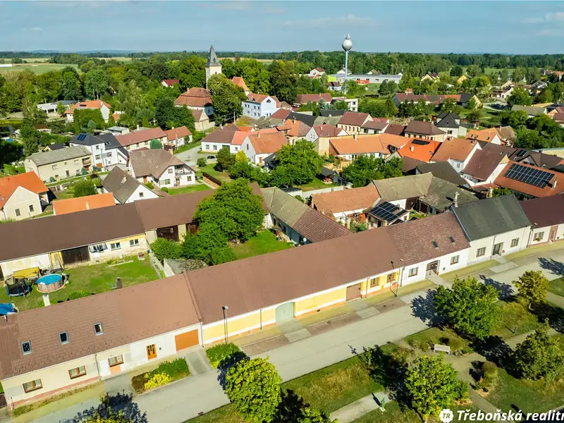 Prodej rodinného domu 109 m², pozemek 1342 m², Lomnice nad Lužnicí – náhled fotky 1