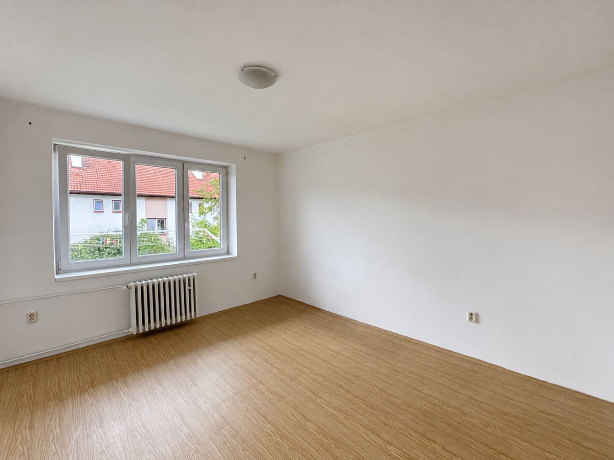 Pronájem bytu 2+1 65 m² – fotografie 4