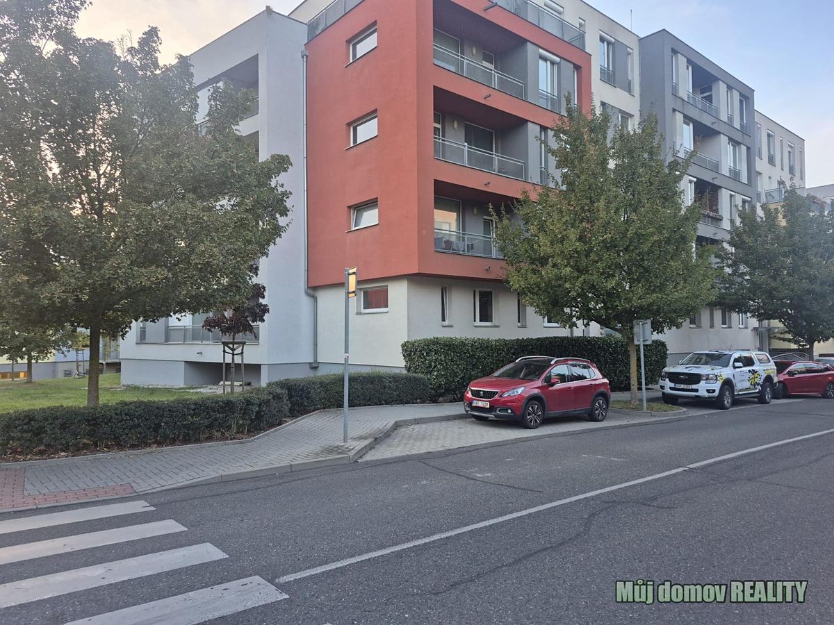Pronájem bytu 3+kk 92 m²