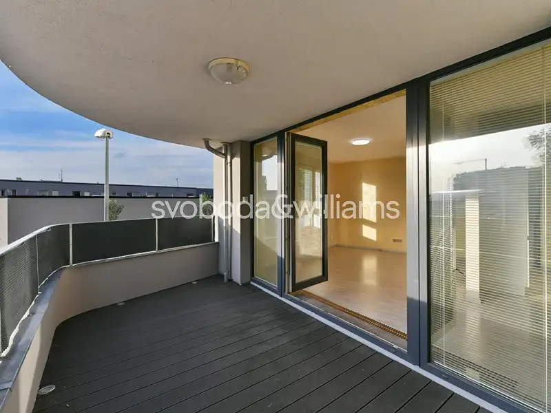 Prodej bytu 3+kk 81 m², Praha – náhled fotky 3