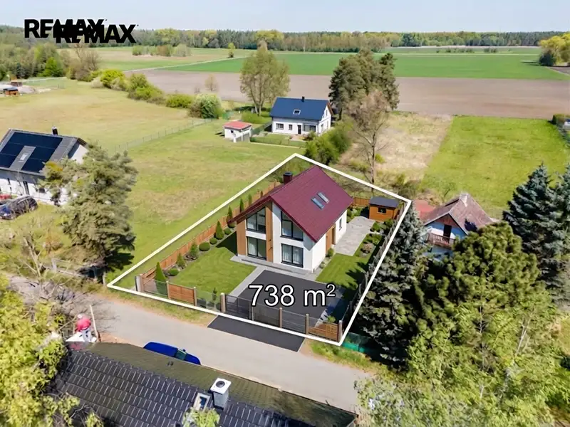 Prodej stavebního pozemku 738 m², Sadská – náhled fotky 2