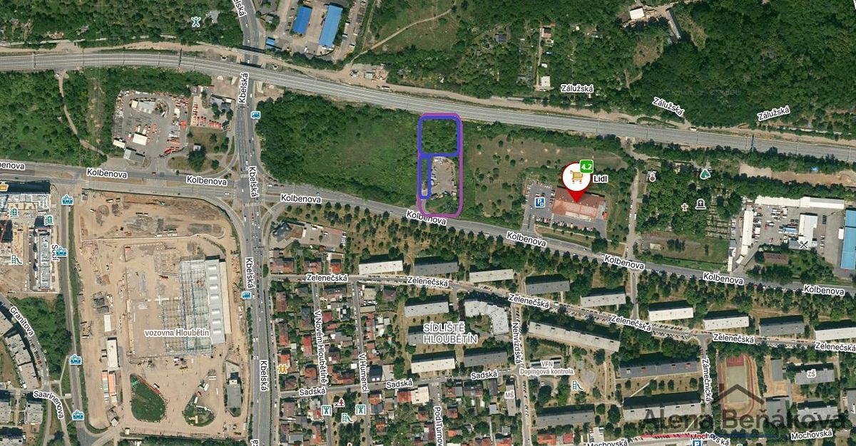 Pronájem pozemku 1600 m² – fotografie 3